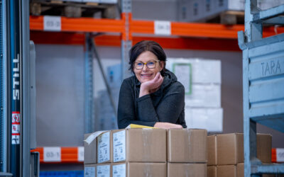 Mitarbeiterin oder Mitarbeiter für Lagerlogistik & Produktionsunterstützung (m/w/d)